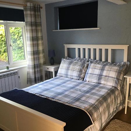 Lovely Ground Floor Apartment In Quiet Village Exeter Ngoại thất bức ảnh